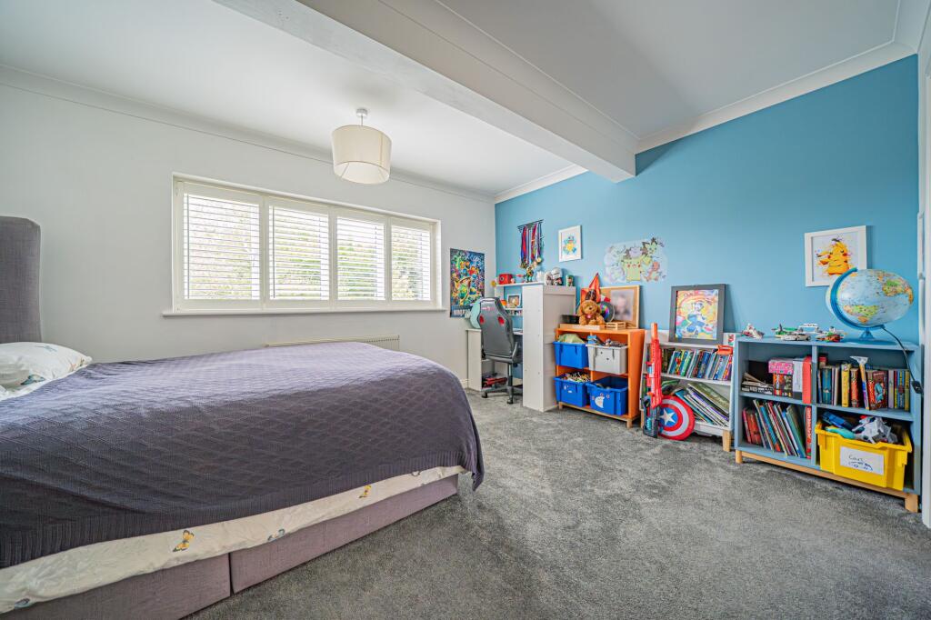 Additional image 19 of Fishers Drive, Dickens Heath, B90