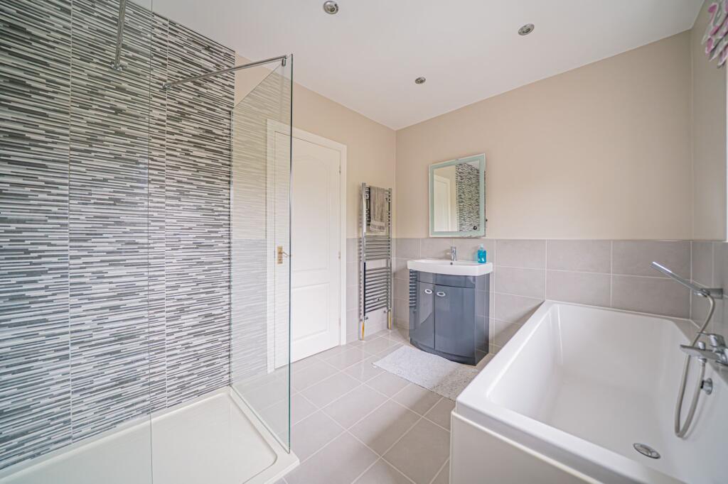 Additional image 20 of Woodstock Crescent, Dorridge, B93