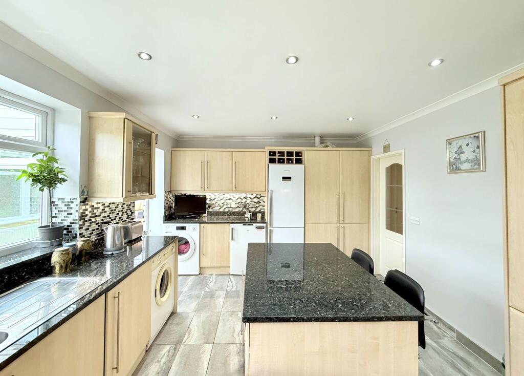 Additional image 4 of Bardon Drive, Shirley