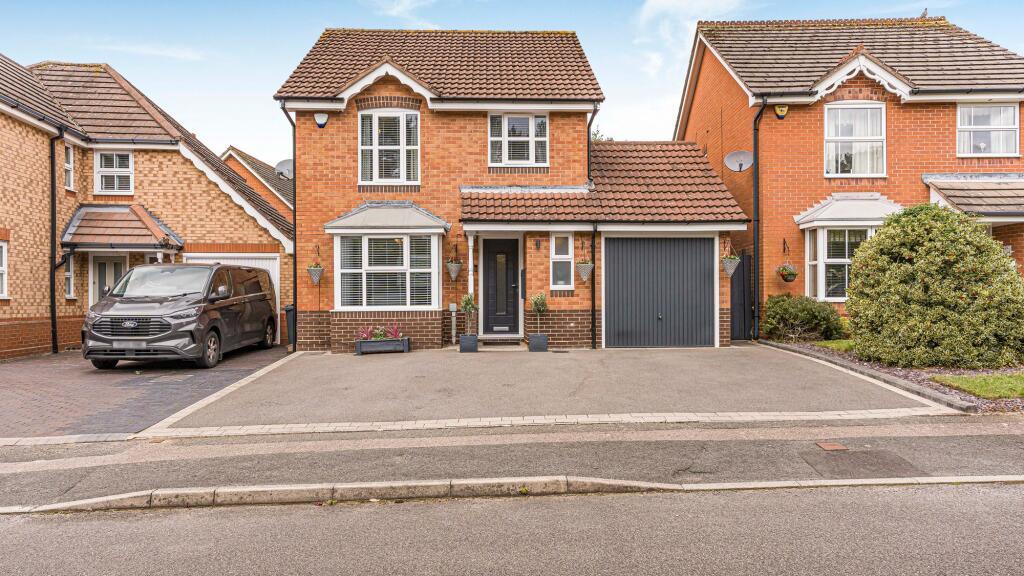 Buckton Close, Four Oaks, B75