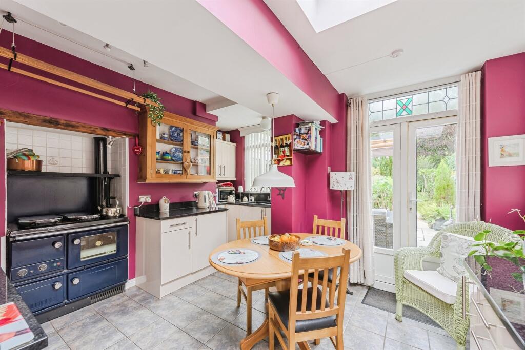 Additional image 3 of Park Lane, Bonehill, Tamworth