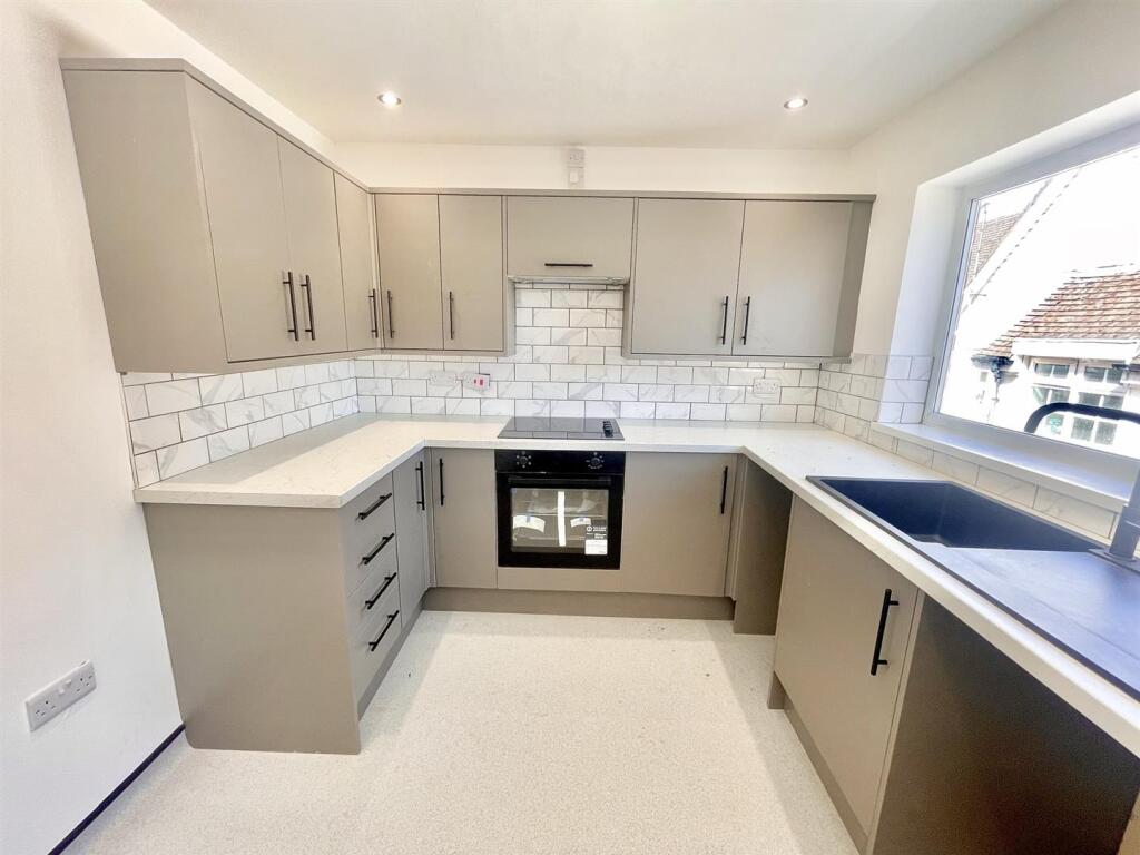 Additional image 6 of High Street, Studley