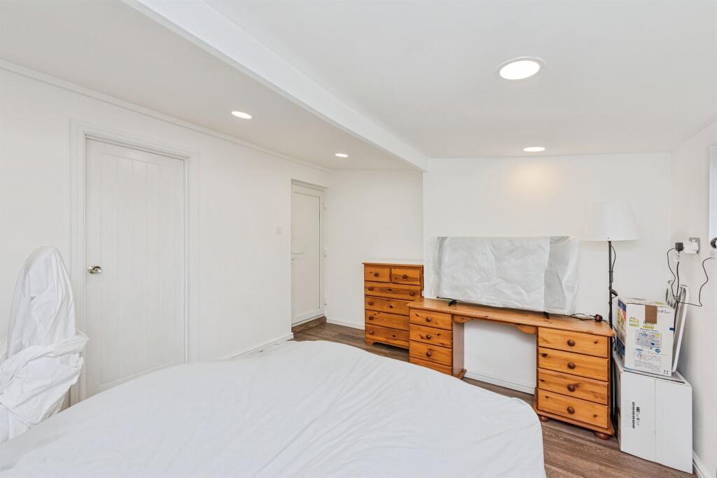 Additional image 4 of Ashdale Road, TAMWORTH