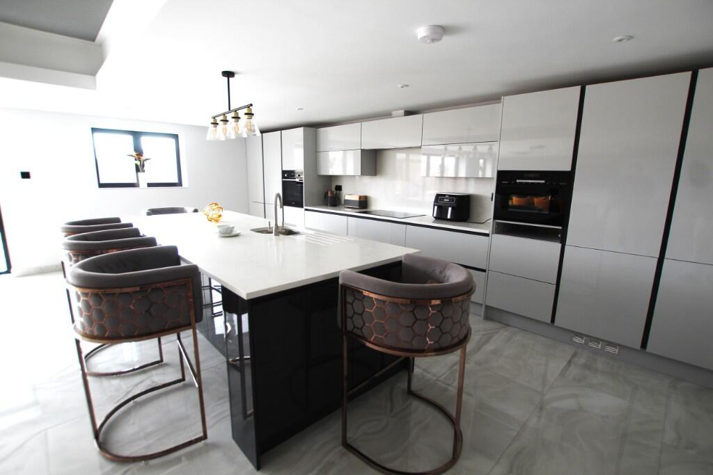 Additional image 16 of Tamworth Road, Cliff B78