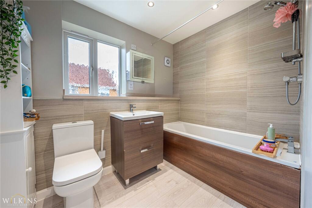 Additional image 26 of Ascot Drive, Dosthill, Tamworth, Staffordshire, B77