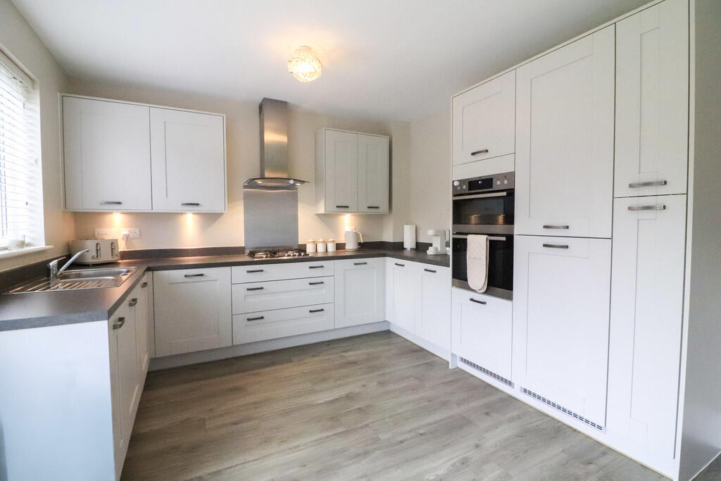 Additional image 4 of Broomyshaw Close, Amington, Tamworth