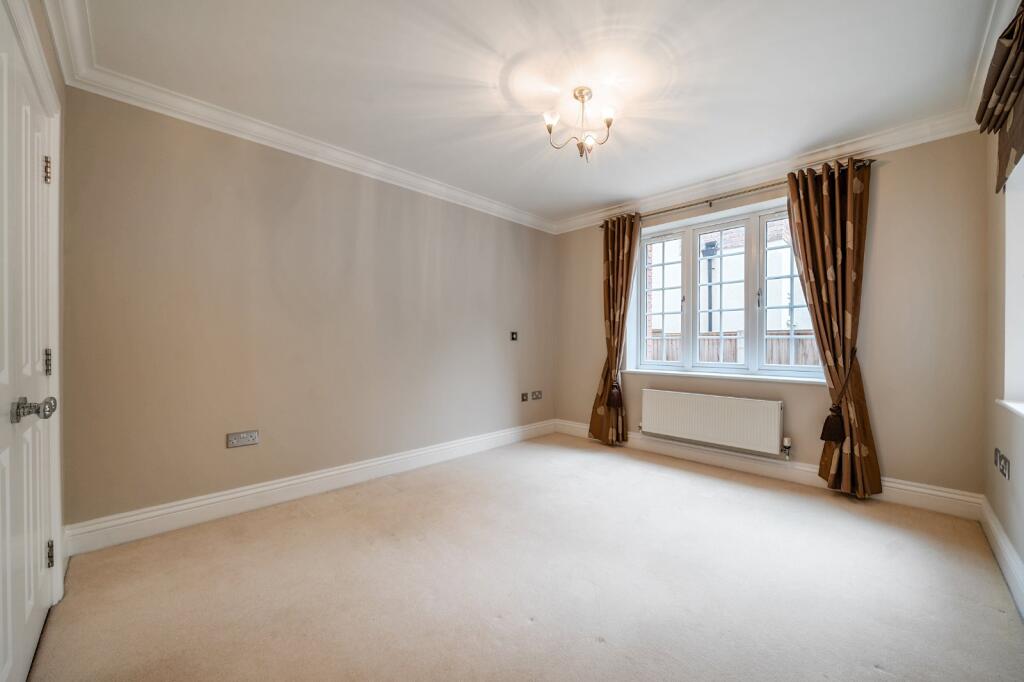 Additional image 10 of Warwick Road, Solihull, West Midlands, B91