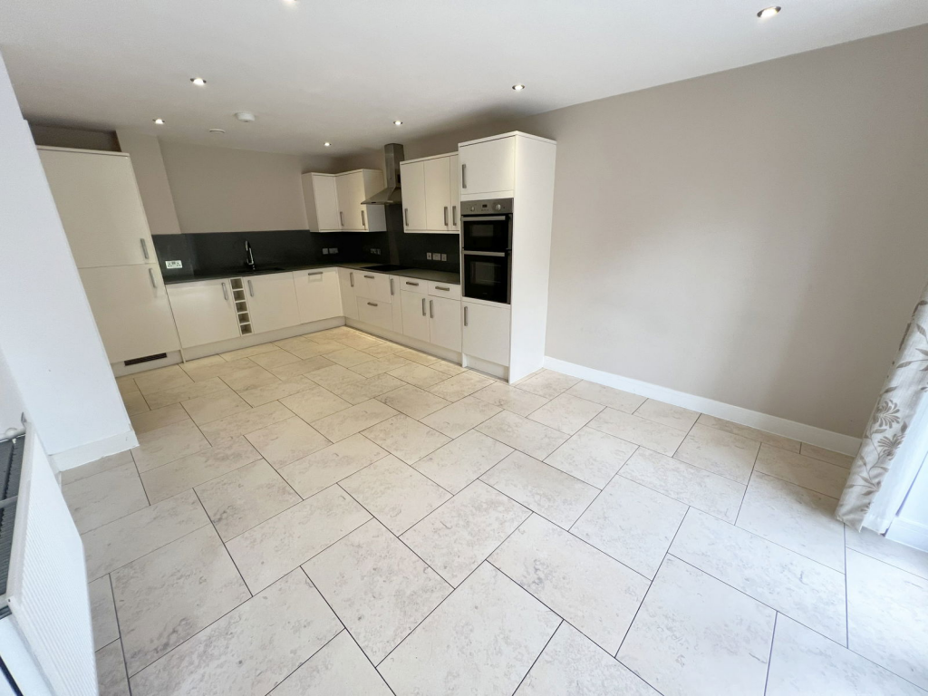 Additional image 4 of Parkside, Shirley, Solihull, B90 3GH, B90 3GH