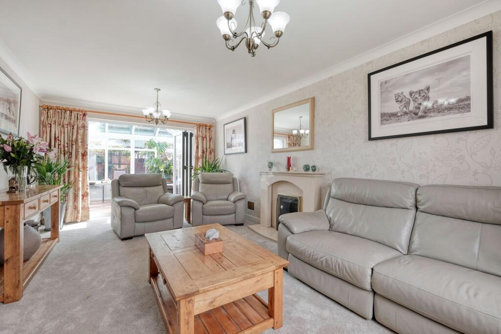 Additional image 6 of Rosebriars, Shirley, B90