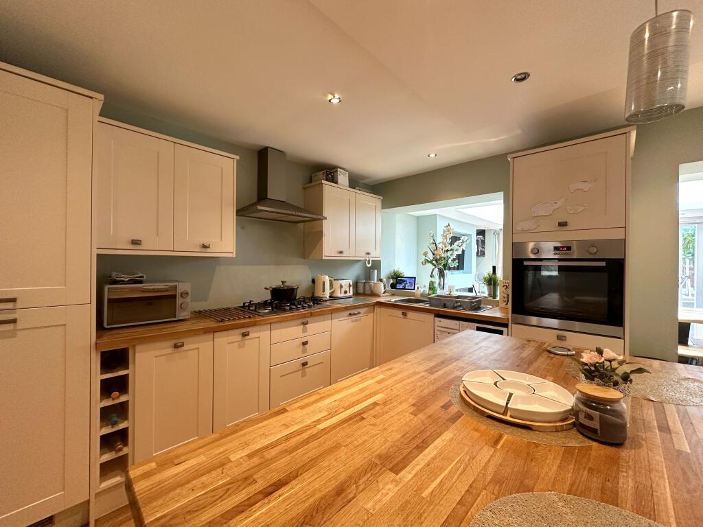 Additional image 6 of Rayford Drive, West Bromwich, B71