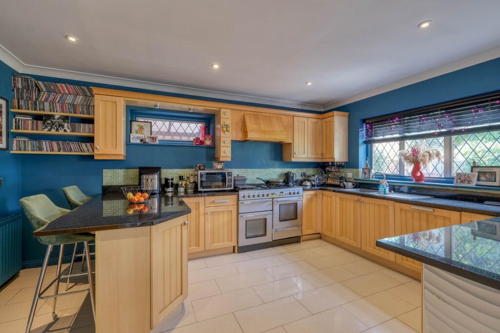 Additional image 4 of Dickens Heath Road, Shirley, B90