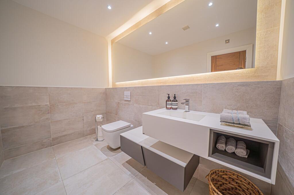 Additional image 33 of The Crescent, Hampton-In-Arden, B92