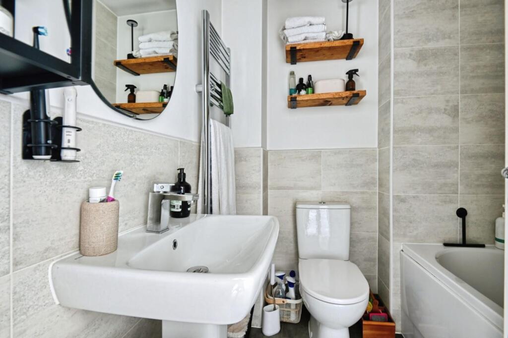 Additional image 16 of Rushworth Close, Tamworth