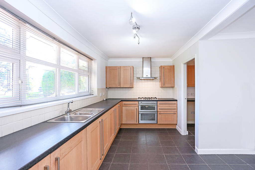 Additional image 6 of Yew Tree Lane, Solihull