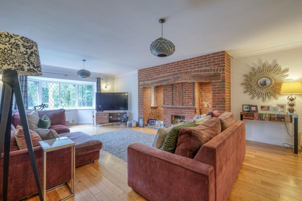 Additional image 37 of Dickens Heath Road, Shirley, B90