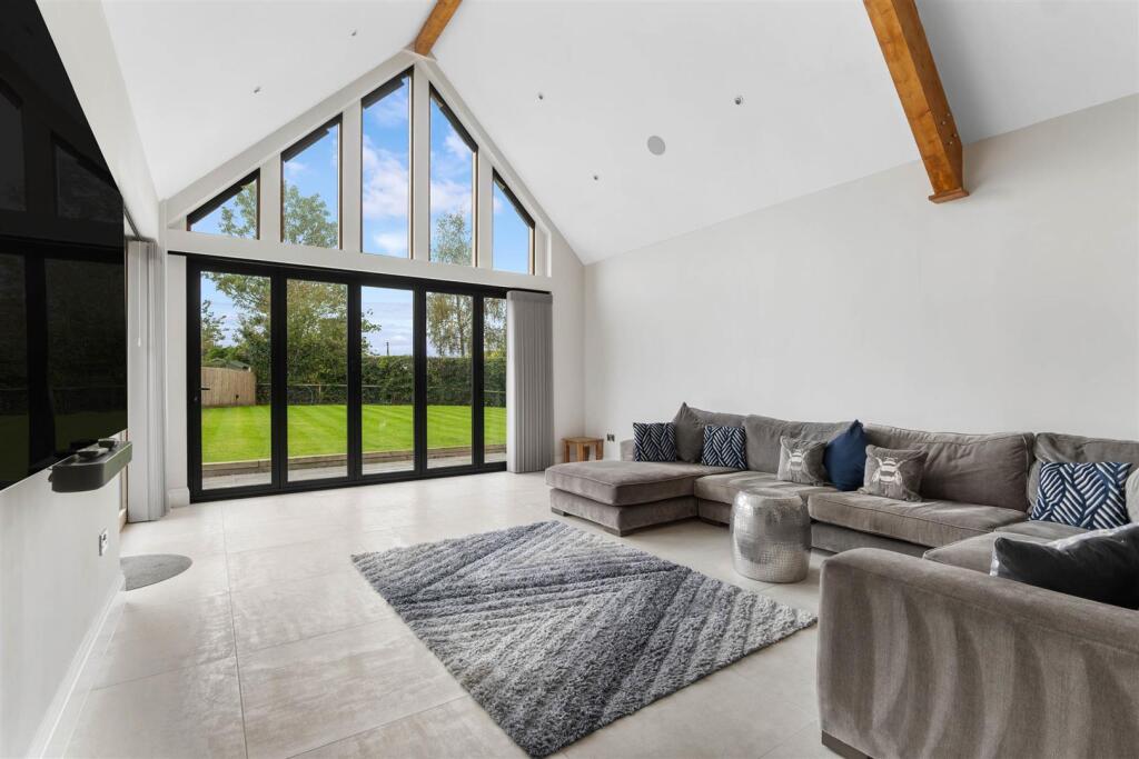 Additional image 2 of Haye Lane, Mappleborough Green