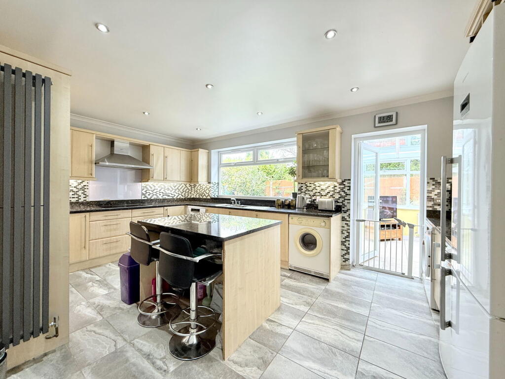 Additional image 2 of Bardon Drive, Shirley