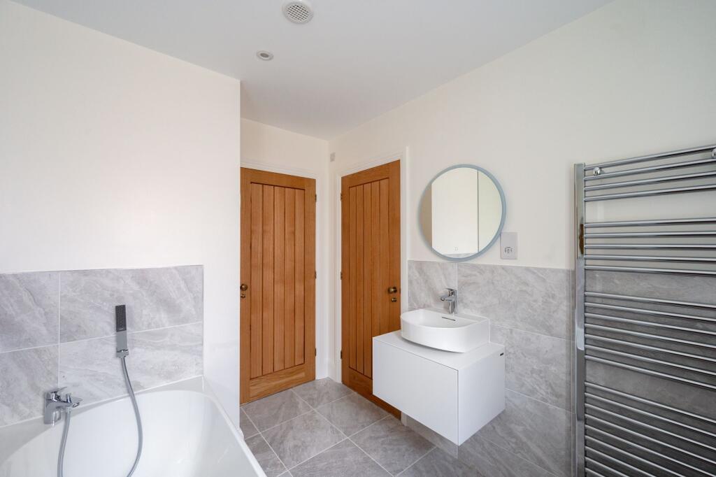 Additional image 16 of Warwick Road, Knowle, B93