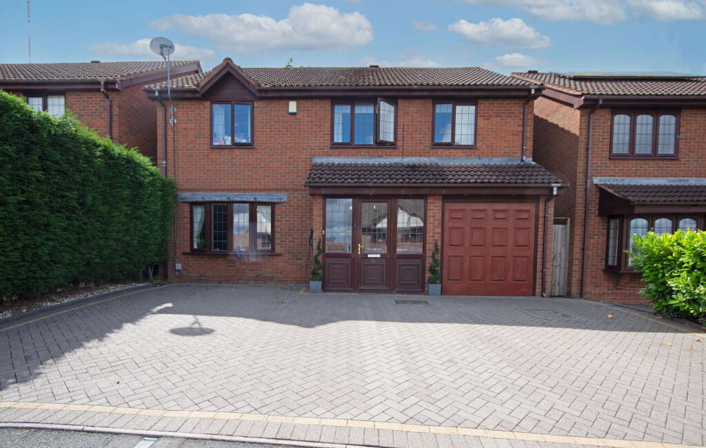 Bishops Way, Four Oaks, Sutton Coldfield, B74