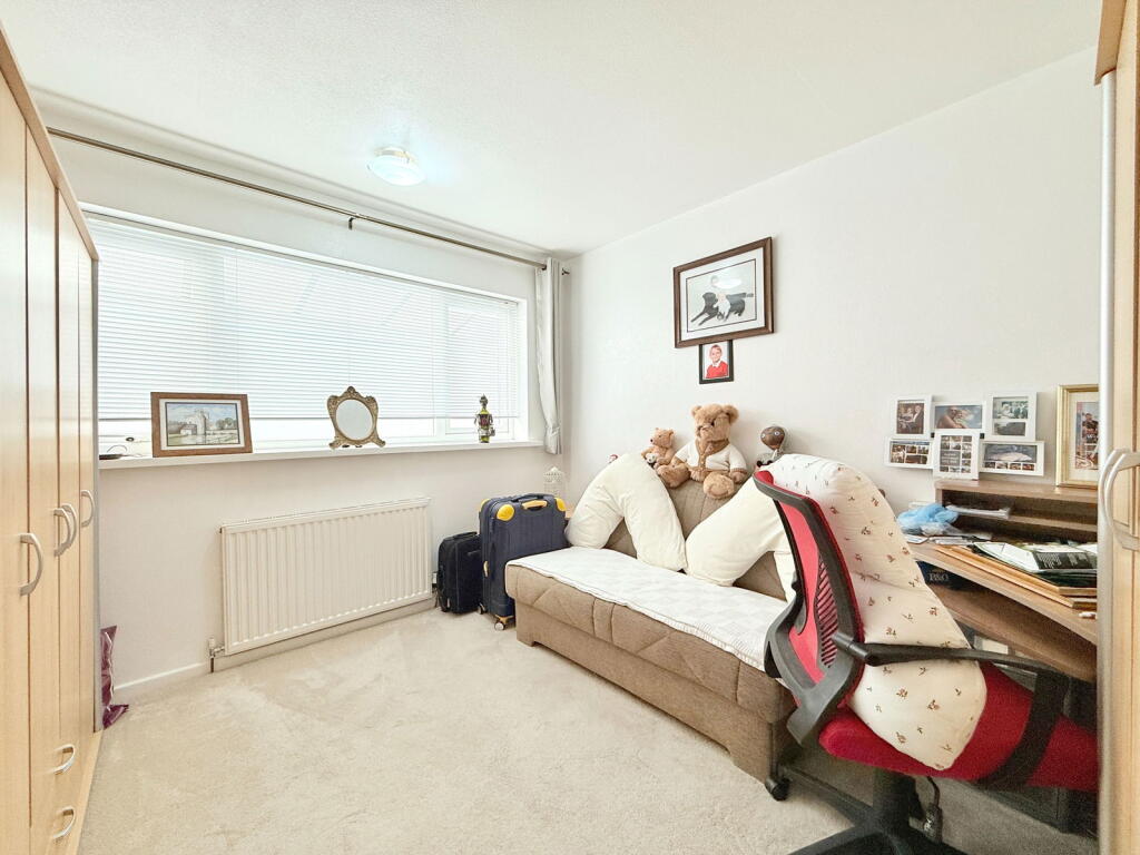 Additional image 14 of Haslucks Green Road, Shirley