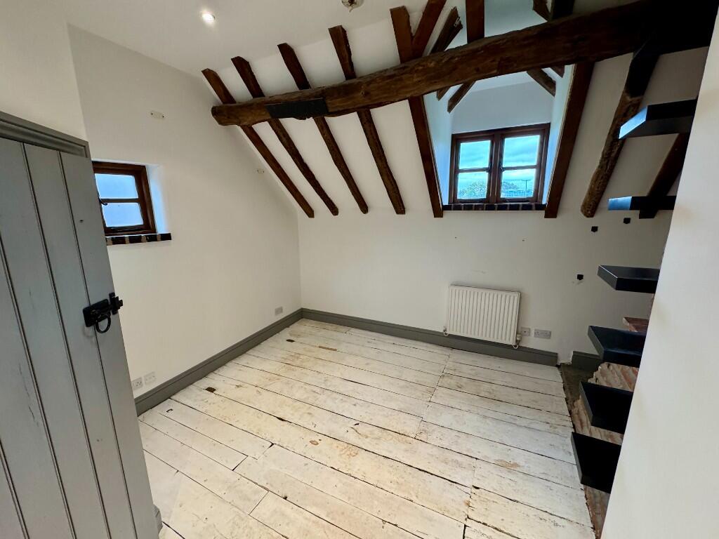 Additional image 12 of Bradnocks Marsh Lane, B92