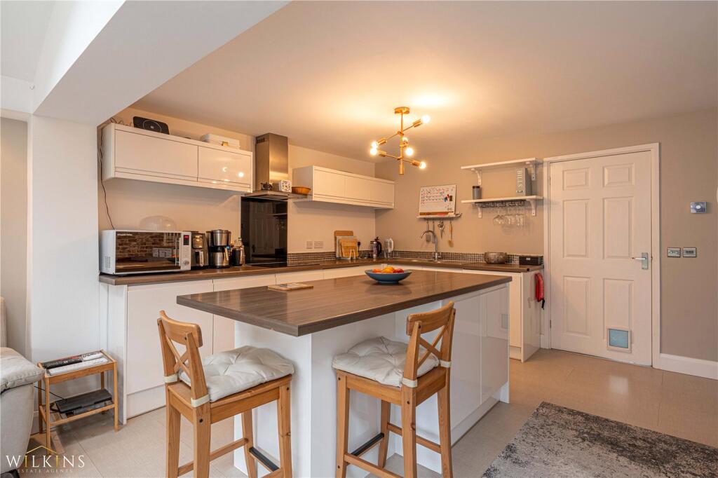 Additional image 7 of Ascot Drive, Dosthill, Tamworth, Staffordshire, B77