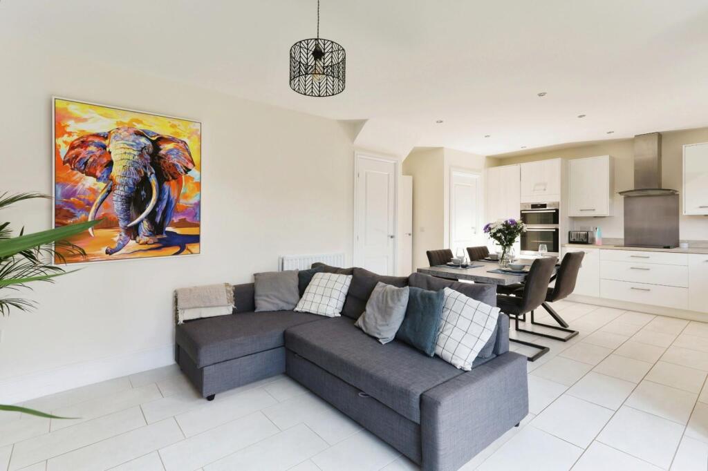 Additional image 5 of Rangemoor Crescent