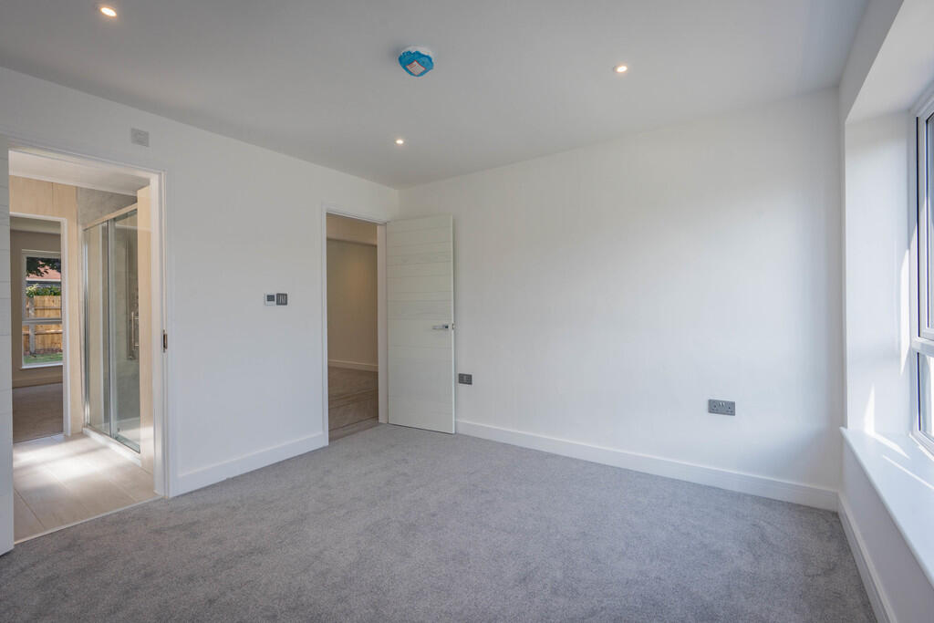 Additional image 12 of Hill Lane, Bassetts Pole