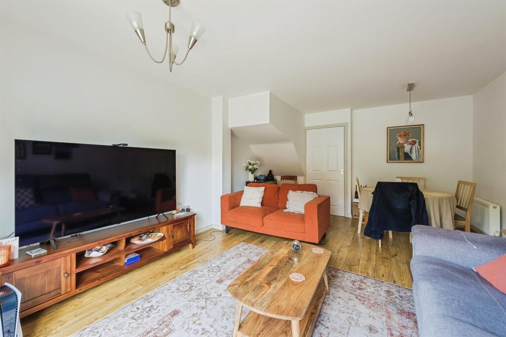 Additional image 16 of Russell Close, Wilnecote, Tamworth