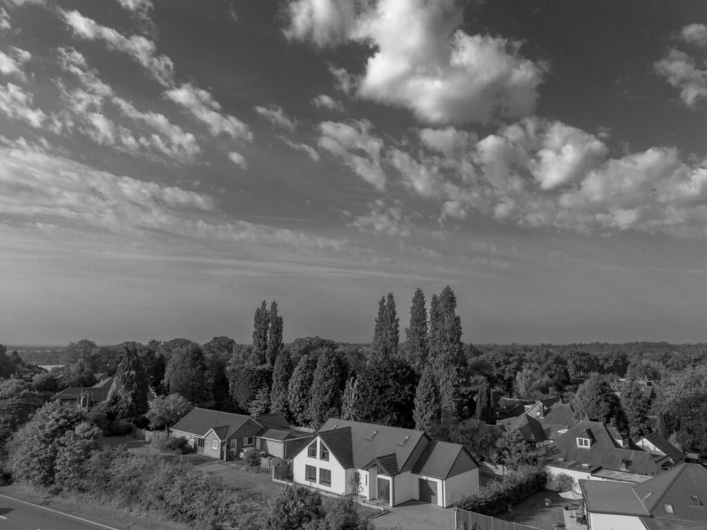 Additional image 32 of Hill Lane, Bassetts Pole