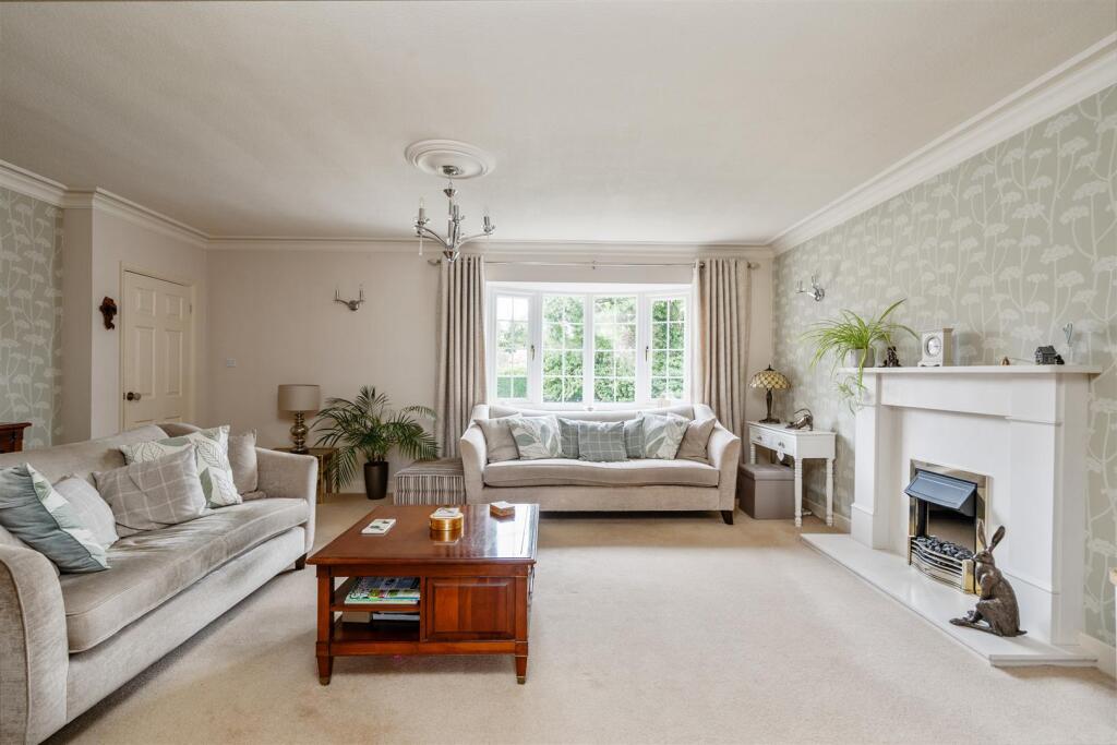 Additional image 22 of Beconsfield Close, Dorridge, Solihull