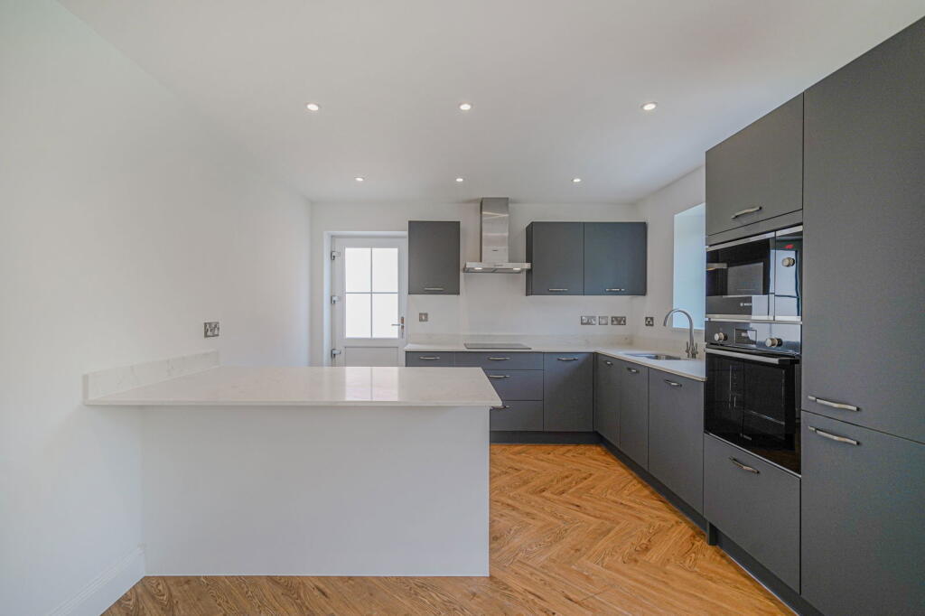 Additional image 4 of 17 Beech Fields Place, Tidbury Green, Solihull