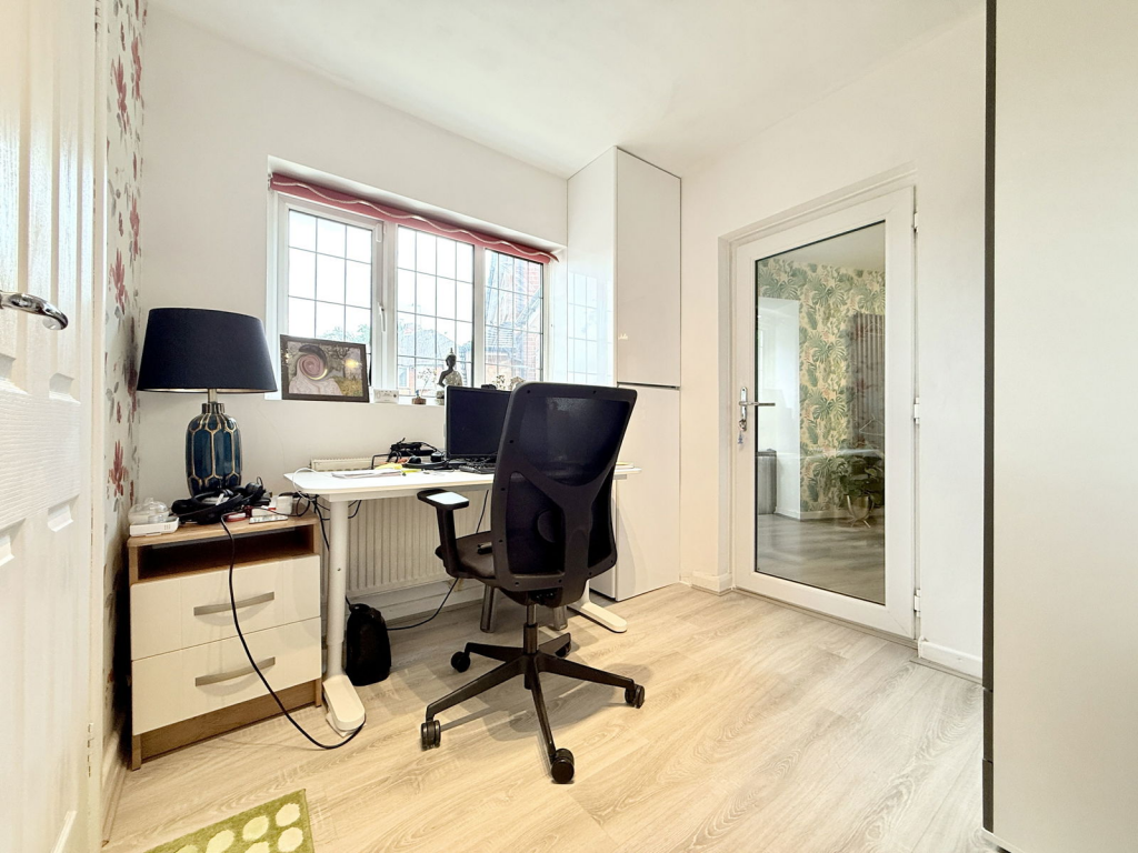 Additional image 5 of Sutherland Avenue, Shirley