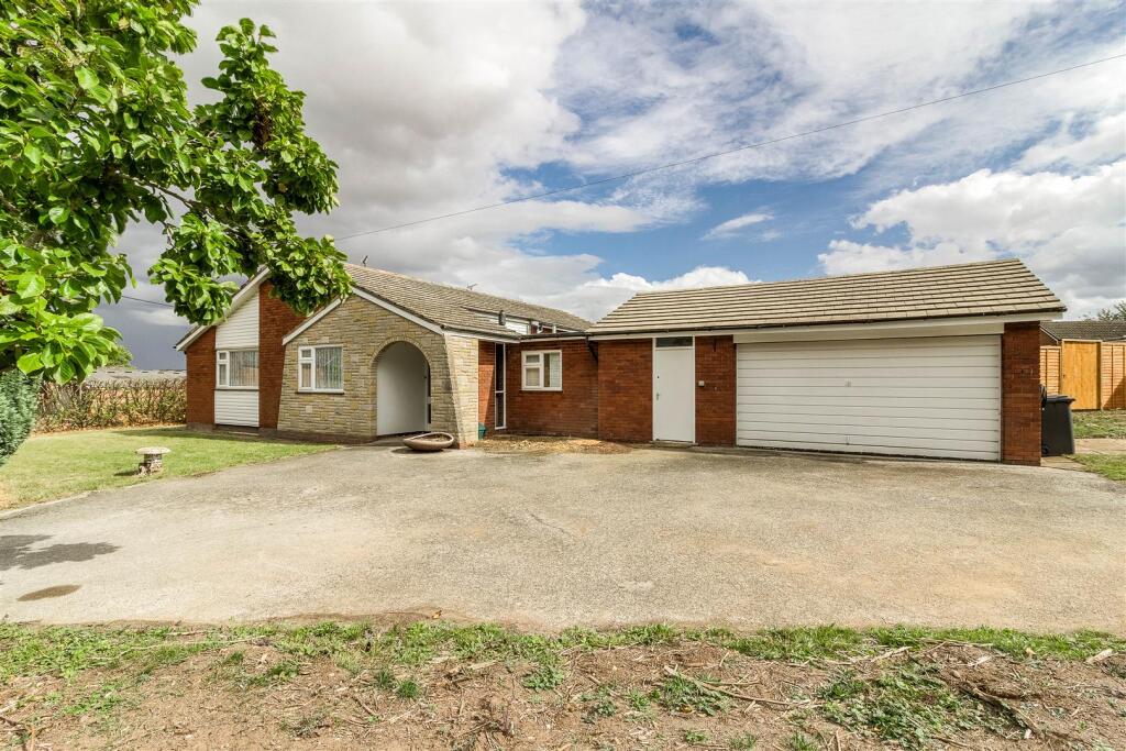 Chestnut Lane, Clifton Campville, B79