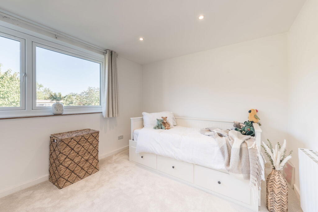 Additional image 30 of Apt 3, Denston Court, Sutton Coldfield, Four Oaks