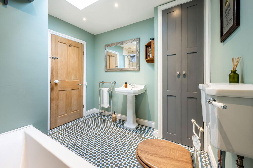 Additional image 23 of Hollyfield Road South, Sutton Coldfield, B76 1NX