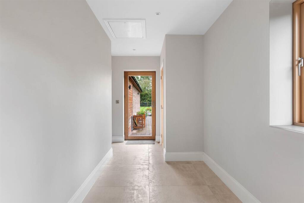 Additional image 18 of Haye Lane, Mappleborough Green