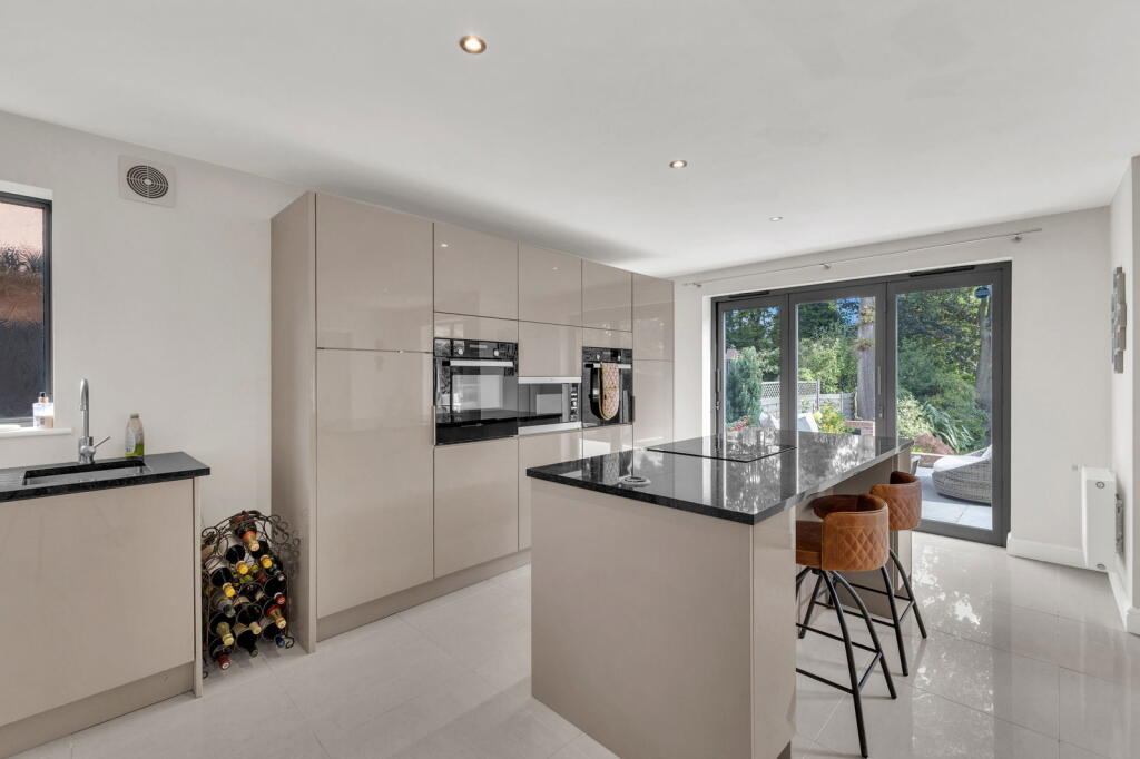 Additional image 16 of **CHAIN FREE** Woodlea Drive, Solihull