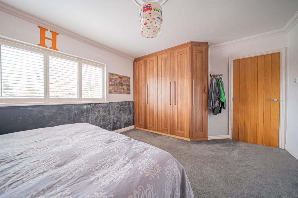 Additional image 23 of Fishers Drive, Dickens Heath, B90
