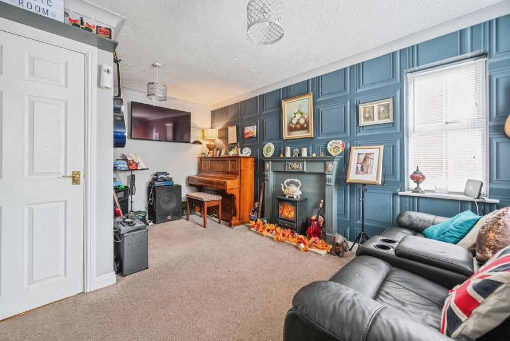 Additional image 5 of Shetland Avenue, Wilnecote, Tamworth, Staffordshire, B77