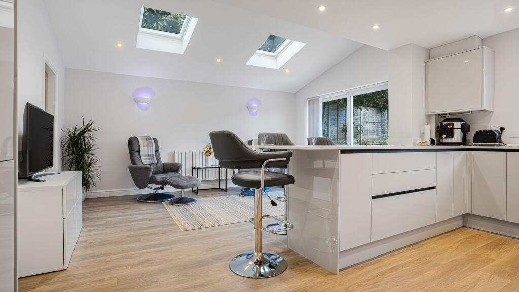 Additional image 7 of Woodston Grove, Solihull, B91 3XH