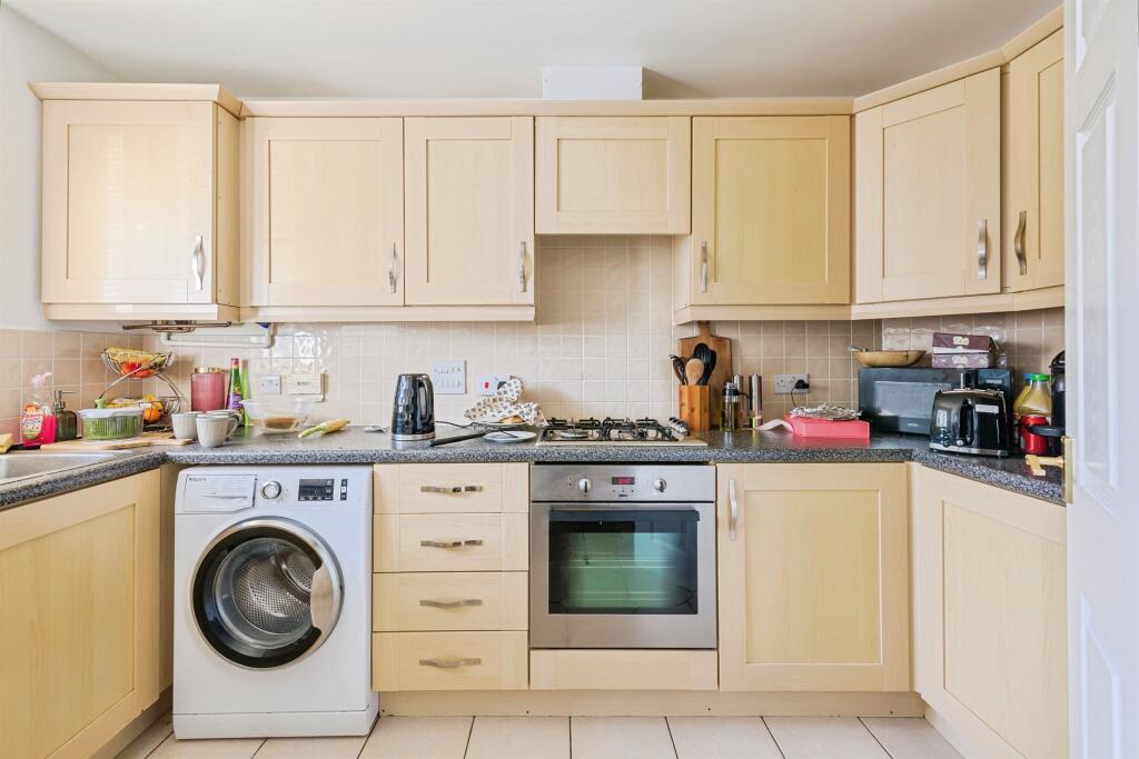 Additional image 5 of Russell Close, Wilnecote, Tamworth