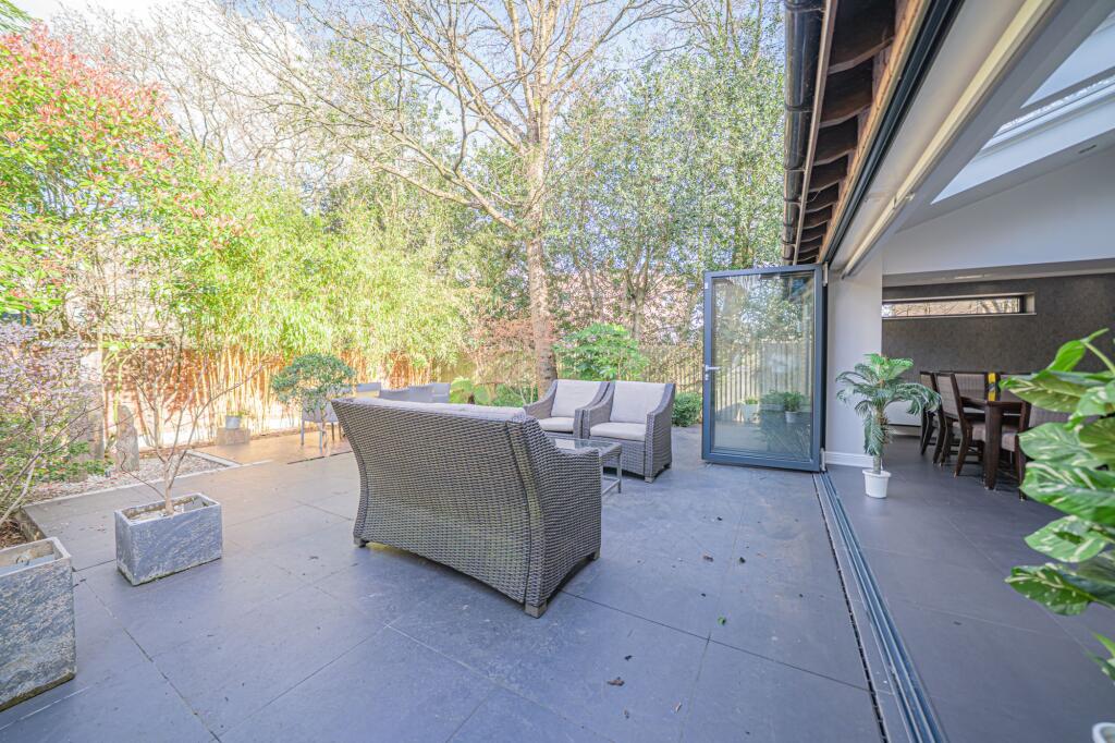 Additional image 20 of Meadow Pleck Lane, Dickens Heath, B90