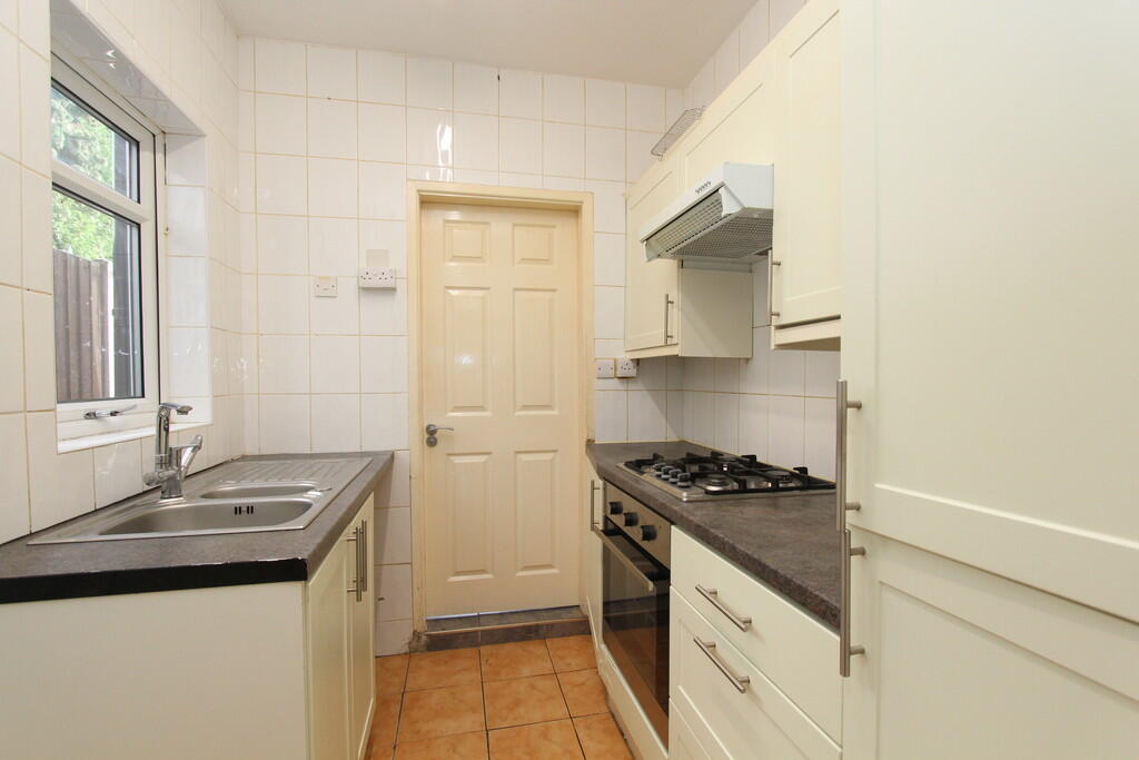 Additional image 5 of East View, Glascote