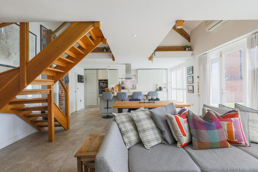 Additional image 5 of The Gallery, Henley Road, B80