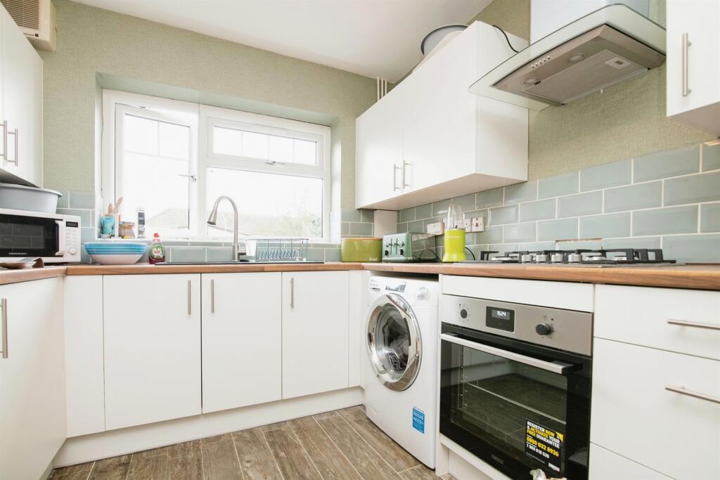 Additional image 3 of Selkirk Close, West Bromwich