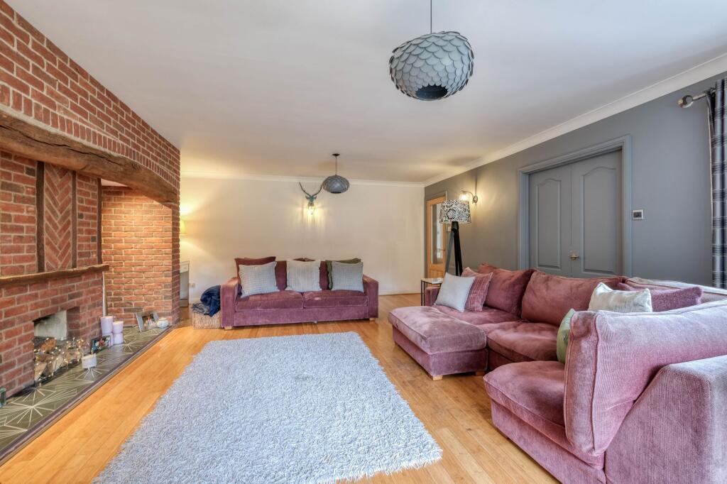 Additional image 5 of Dickens Heath Road, Shirley, B90