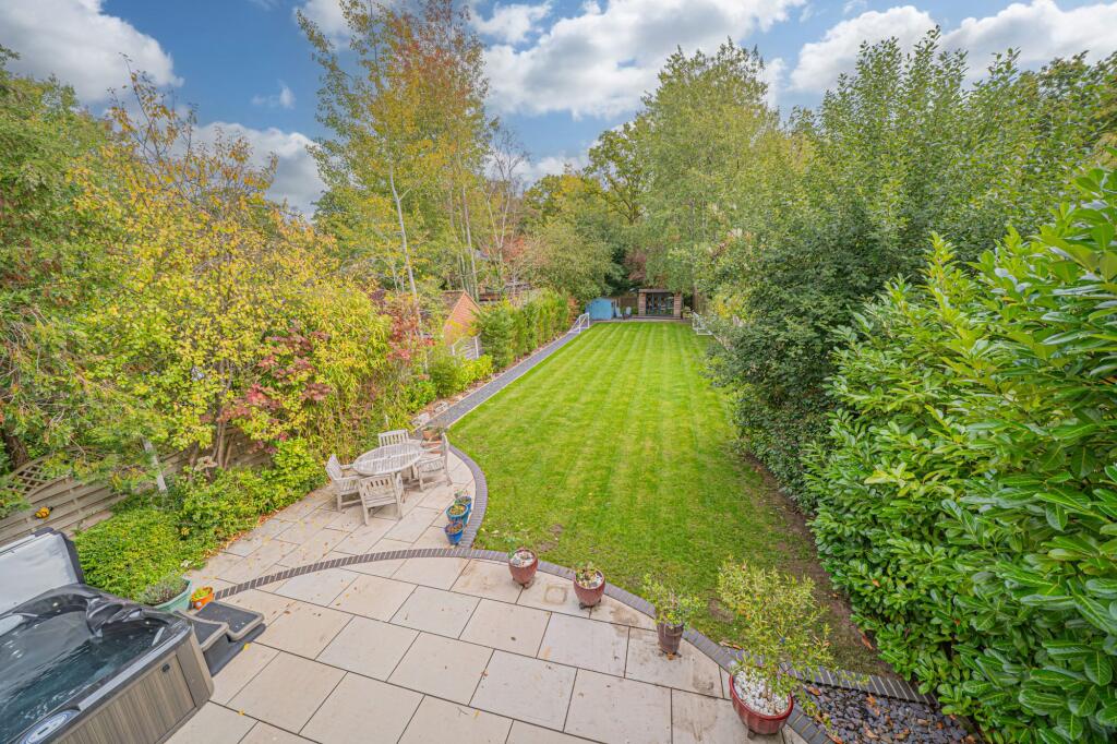 Additional image 25 of Fishers Drive, Dickens Heath, B90