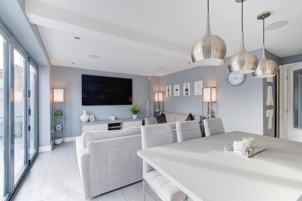 Additional image 9 of Charlesworth Avenue, Shirley, Solihull, West Midlands, B90