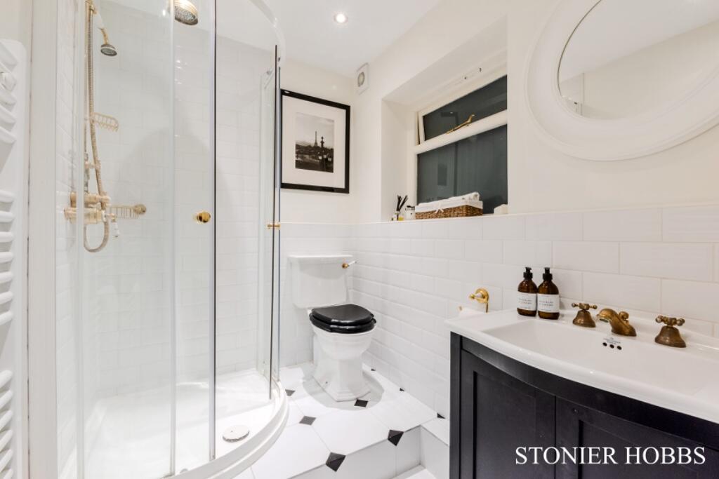 Additional image 15 of The Garden apartment, 17 Royal Crescent, Bath, Somerset, BA1